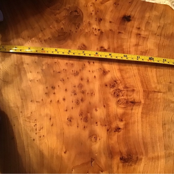 Beautiful Wood Serving Board in Excellent Condition - Picture 5 of 6